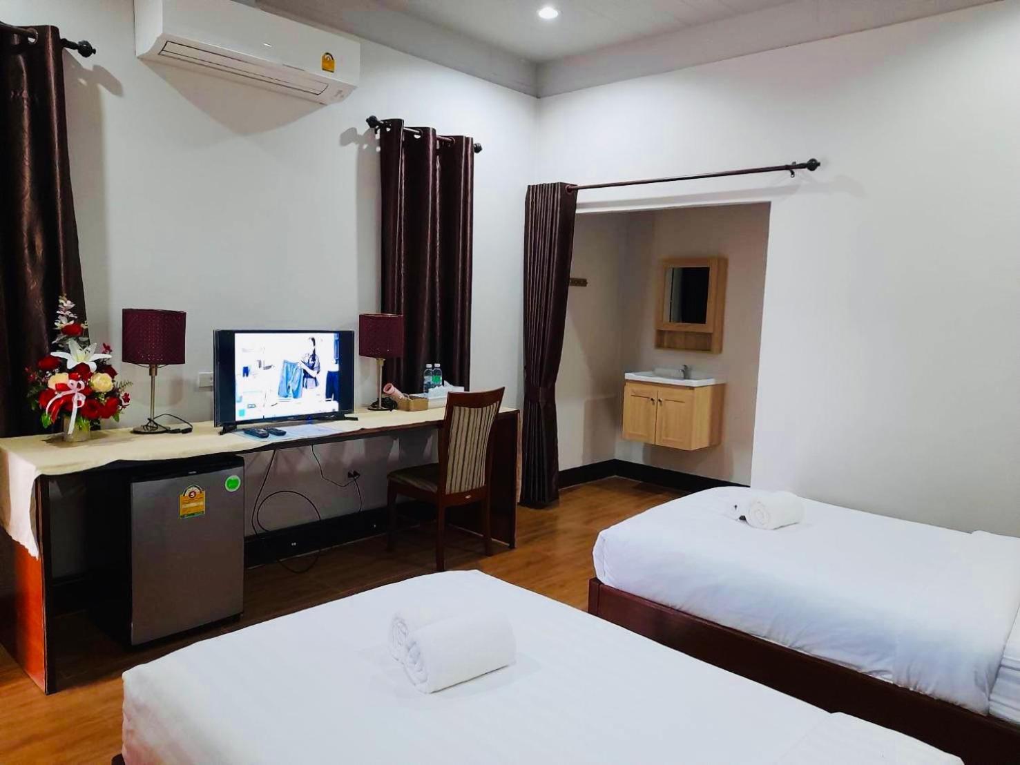 Punyin Hotel Inthanon -ปั้นหยิ่น โฮเทล Csomthong Kültér fotó