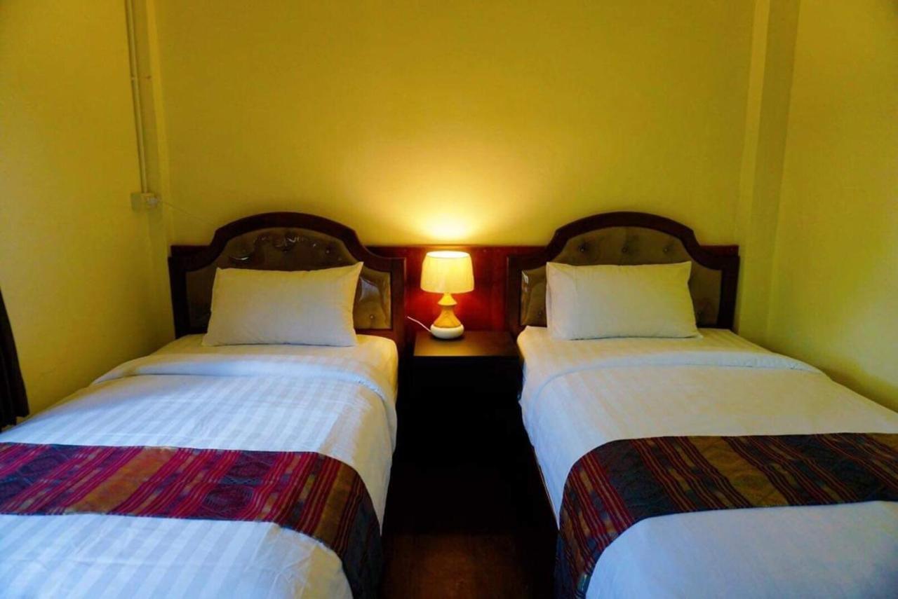 Punyin Hotel Inthanon -ปั้นหยิ่น โฮเทล Csomthong Kültér fotó