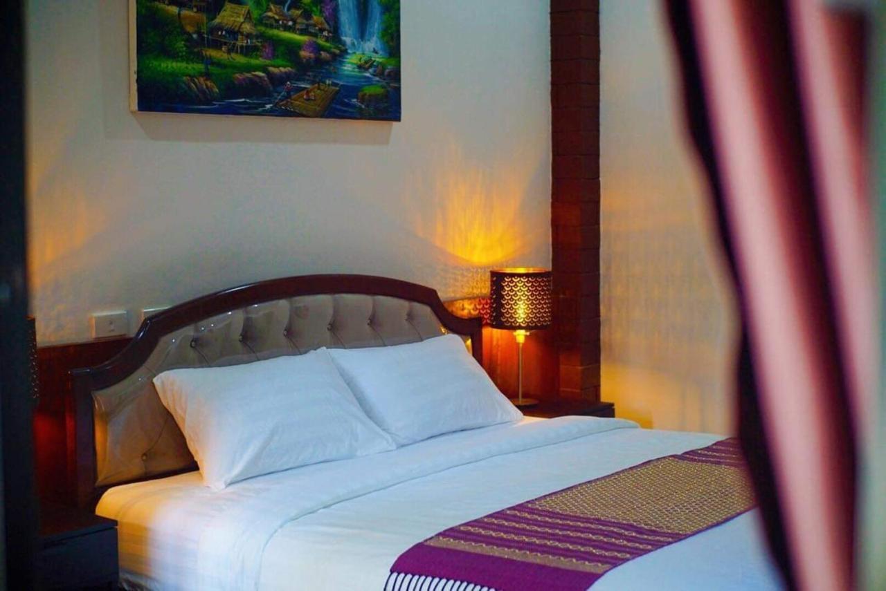 Punyin Hotel Inthanon -ปั้นหยิ่น โฮเทล Csomthong Kültér fotó
