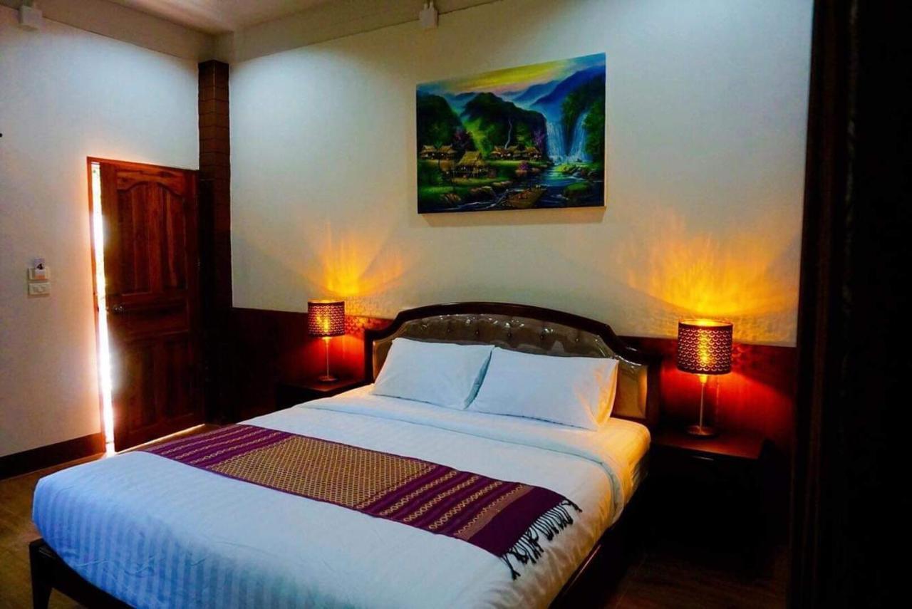 Punyin Hotel Inthanon -ปั้นหยิ่น โฮเทล Csomthong Kültér fotó