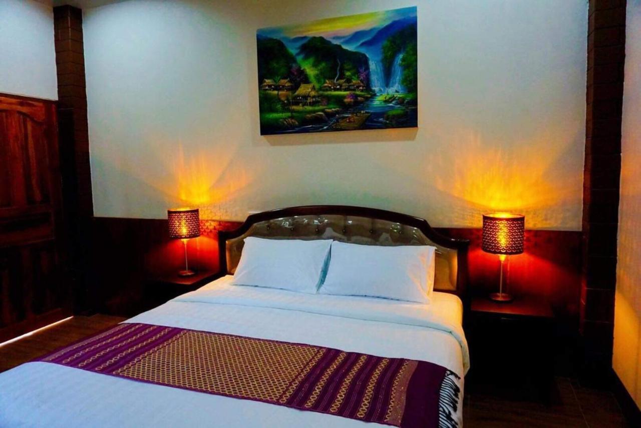 Punyin Hotel Inthanon -ปั้นหยิ่น โฮเทล Csomthong Kültér fotó